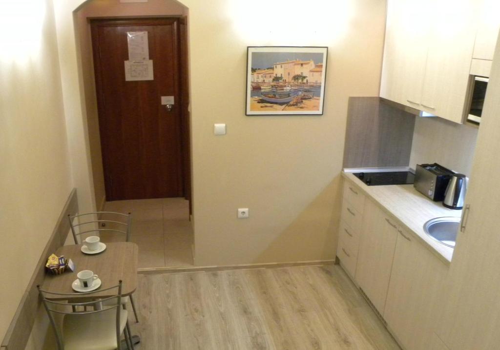 Three Dolphins Hotel With Rooftop Terracе Warna Zimmer foto