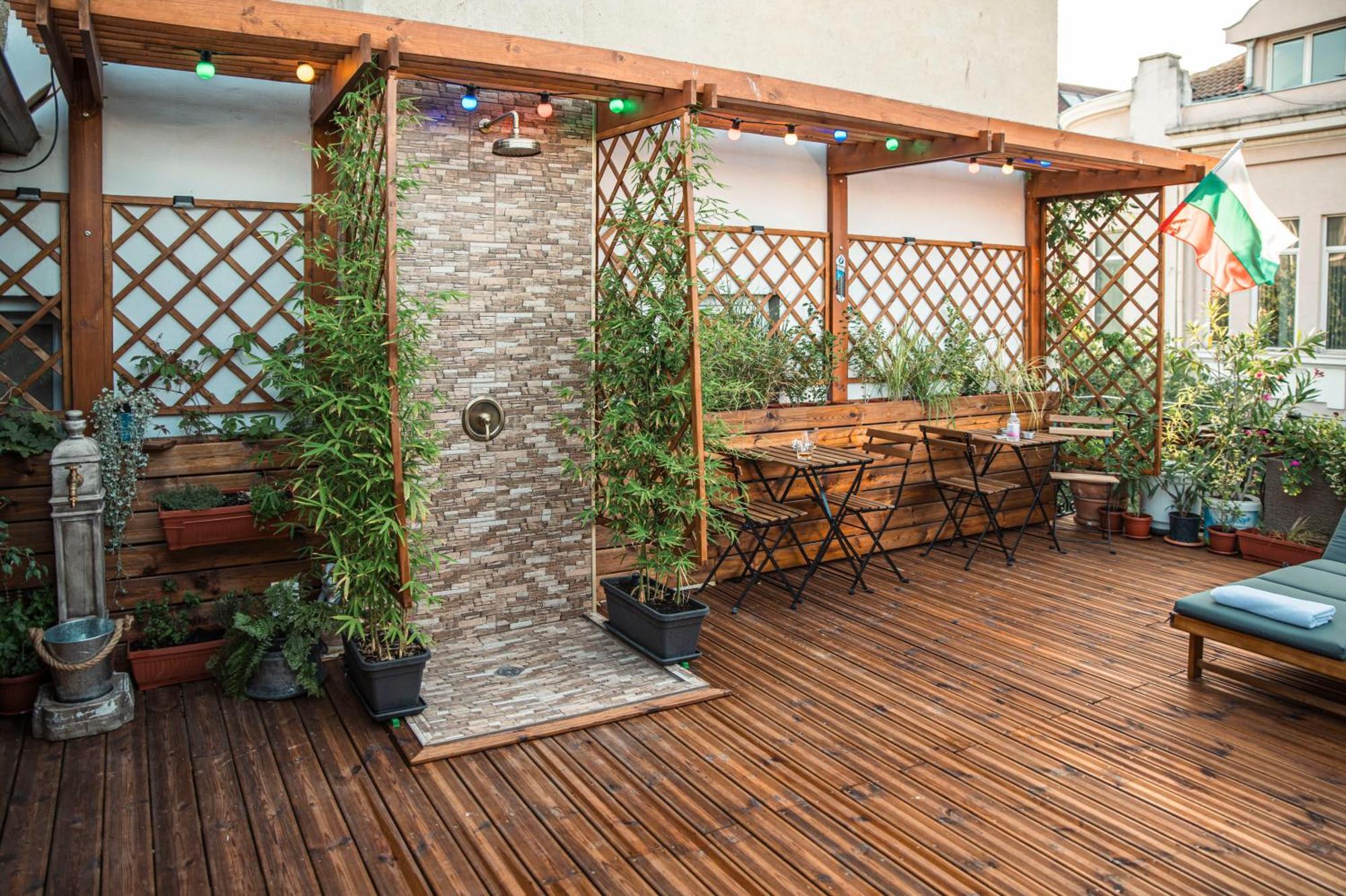 Three Dolphins Hotel With Rooftop Terracе Warna Exterior foto